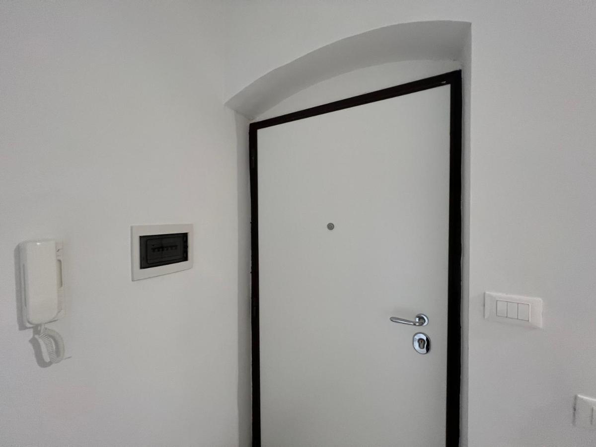 Urban Flat-Timesrl Apartments Бари Экстерьер фото